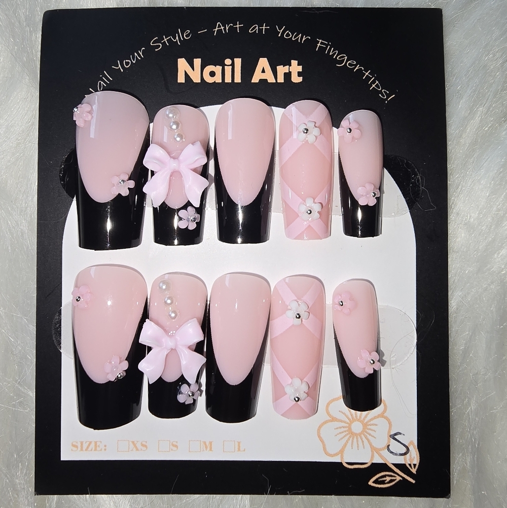 Pink and Black Nail Set With Bows And Flowers